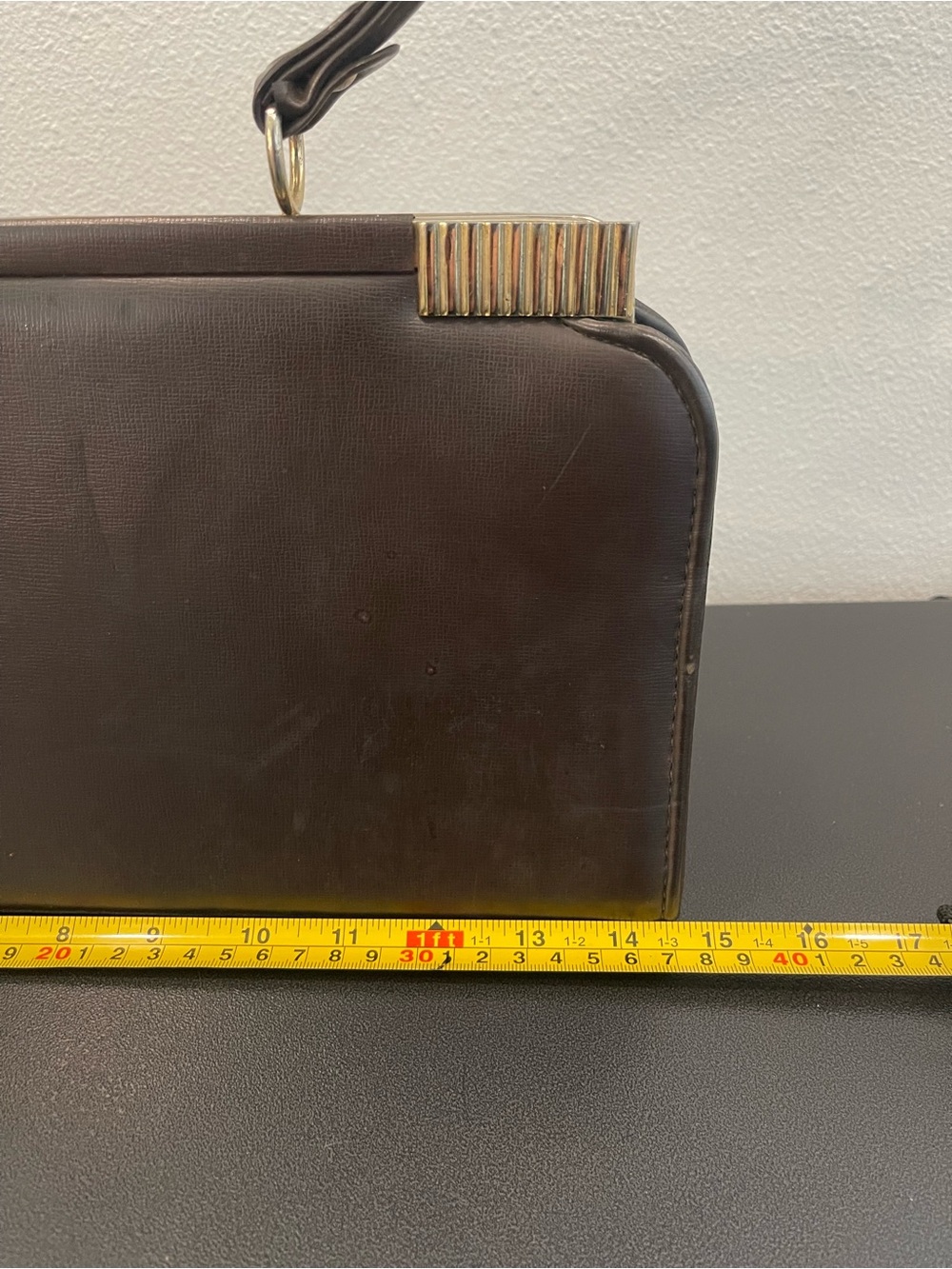 Vintage Jaclyn Handbag with Gold Tone Hardware - Picture 4 of 4